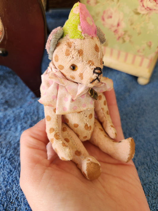 Raggy Clown Bear