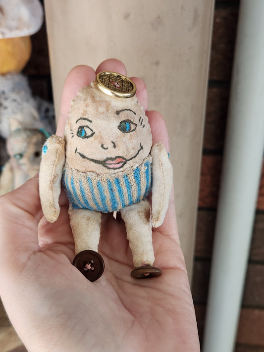 Raggy Humpty Dumpty