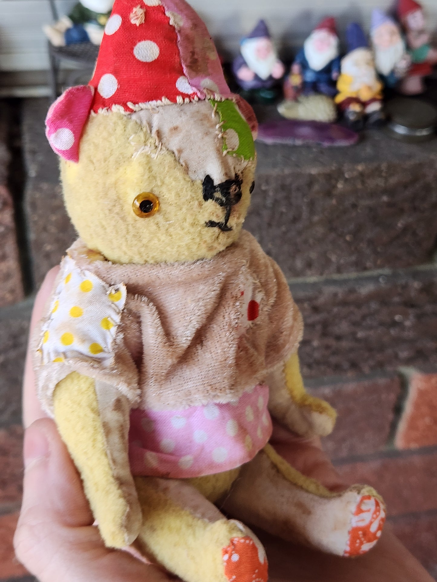 Raggy Clown Bear
