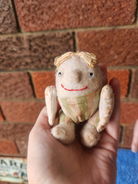 Raggy Humpty Dumpty