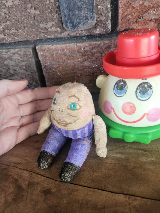 Raggy Humpty Dumpty