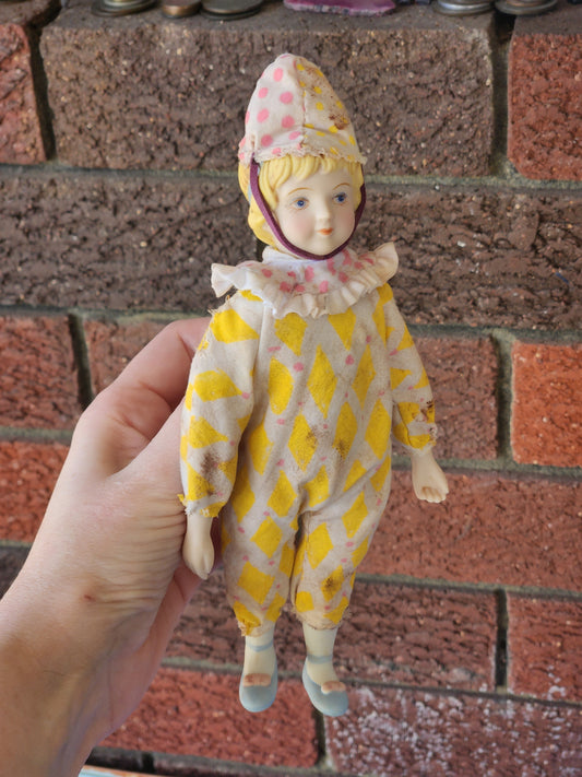 Raggy Clown Girl